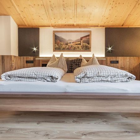 Stubaier Bauern Appartement เทลเฟส อิม ชตูบาย ภายนอก รูปภาพ